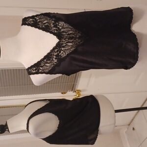 4/$40 Large Camisole - Fits Like Size Large (Size 36)